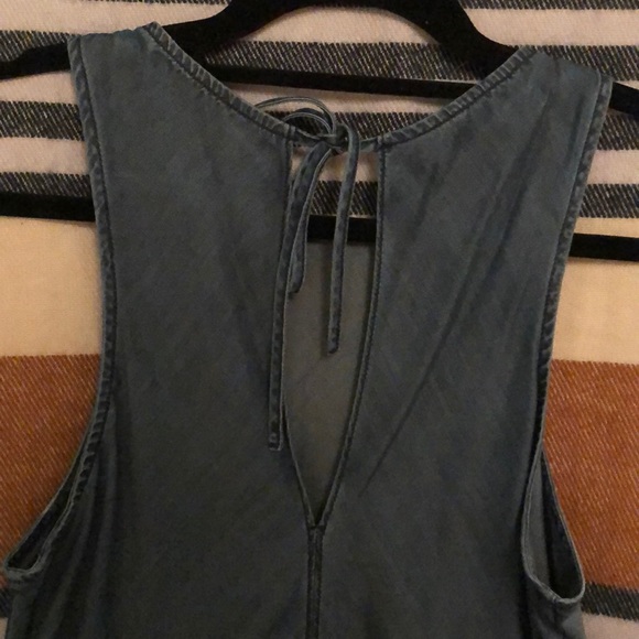 Gap Denim Keyhole Back Tank Top - Picture 3 of 3
